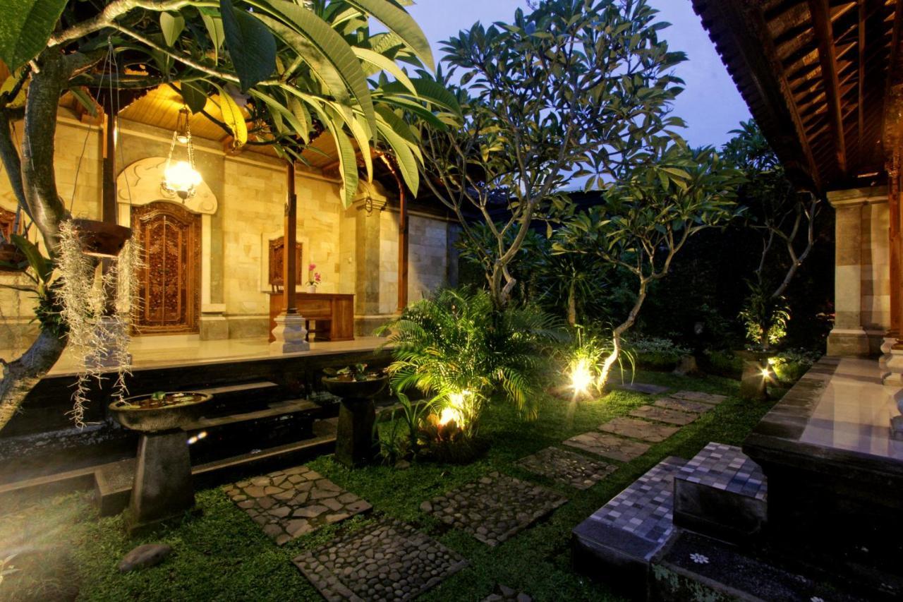 Sari House Ubud - Balinese Style Homestay 外观 照片