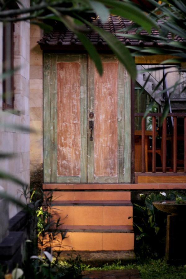Sari House Ubud - Balinese Style Homestay 外观 照片