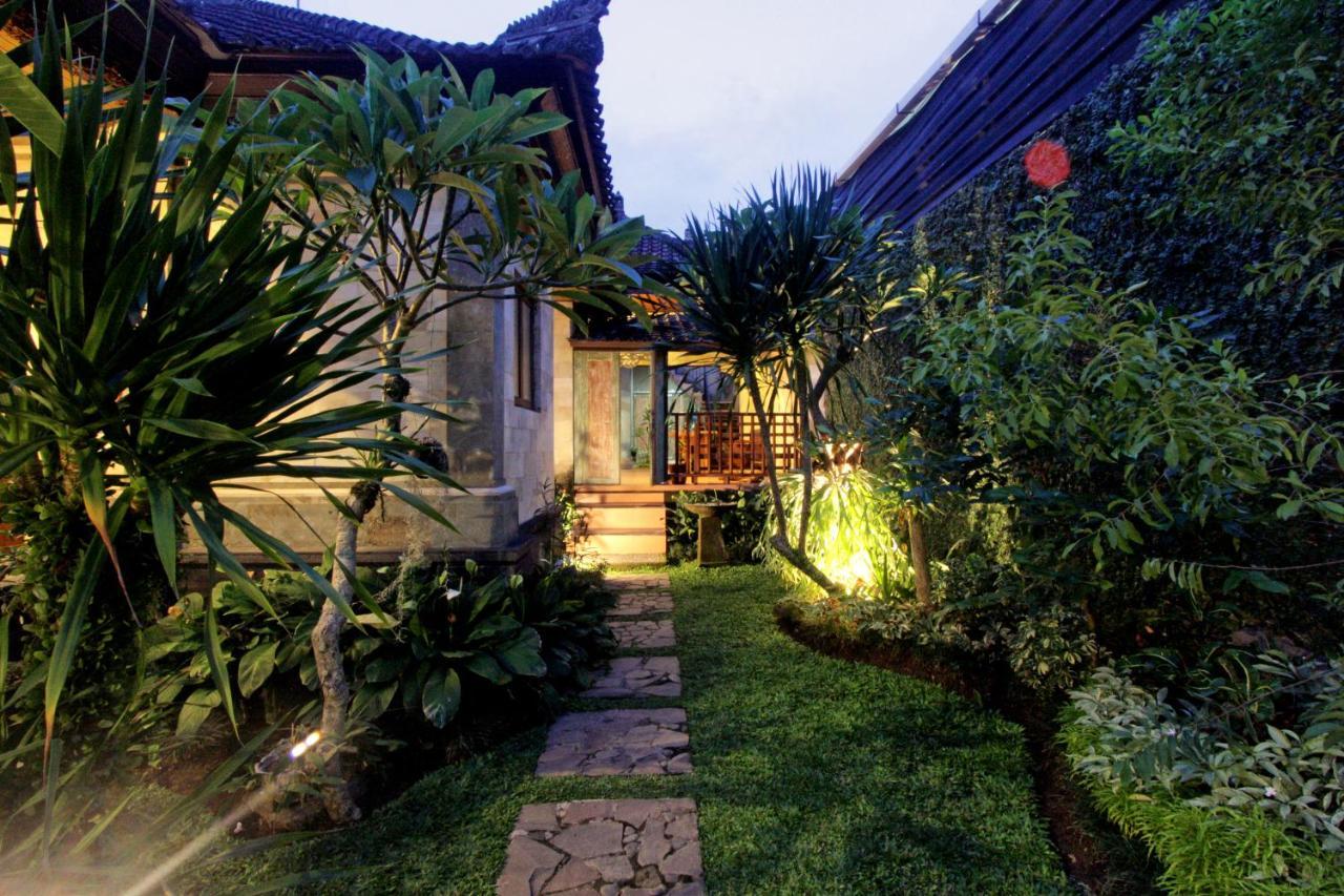 Sari House Ubud - Balinese Style Homestay 外观 照片